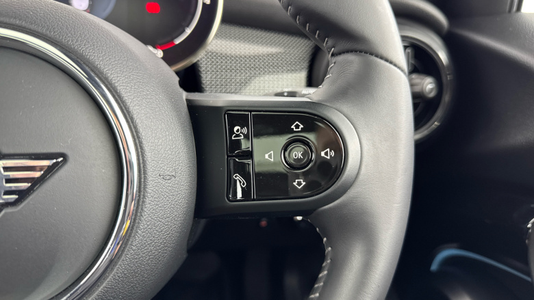 MINI Cooper 1.5 C Exclusive 3dr Auto Petrol Hatchback